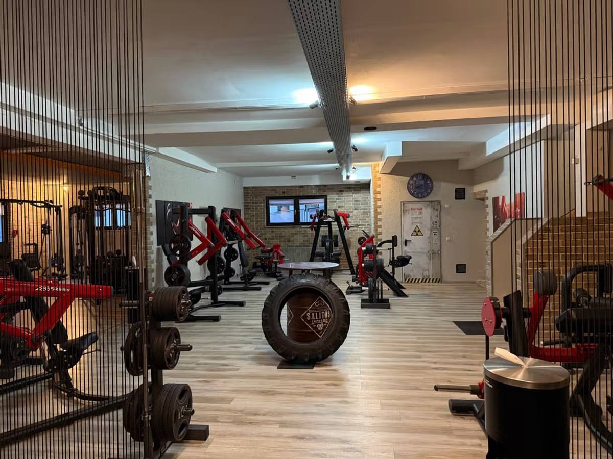 FIT-INN Trier Kraftbereich mit Free Weights